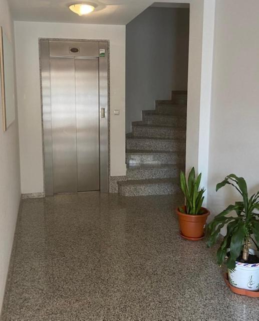 Centrico Apartamento Con Todo A Estrenar En La Playa Santa Pola Eksteriør bilde